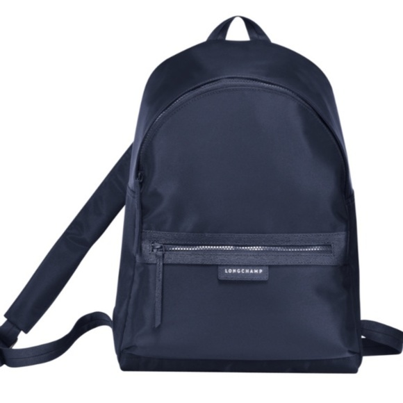 Longchamp Handbags - EUC Longchamp “Le Pliage Neo” Nylon Backpack